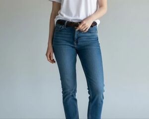 Place Brown Leather Belt with Brass Buckle